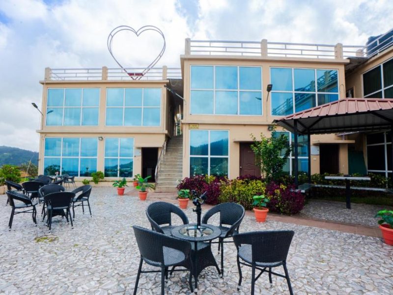 Ooty Tulips Valley View Resort