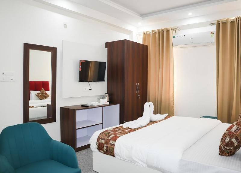 Hotel Bindram Palace