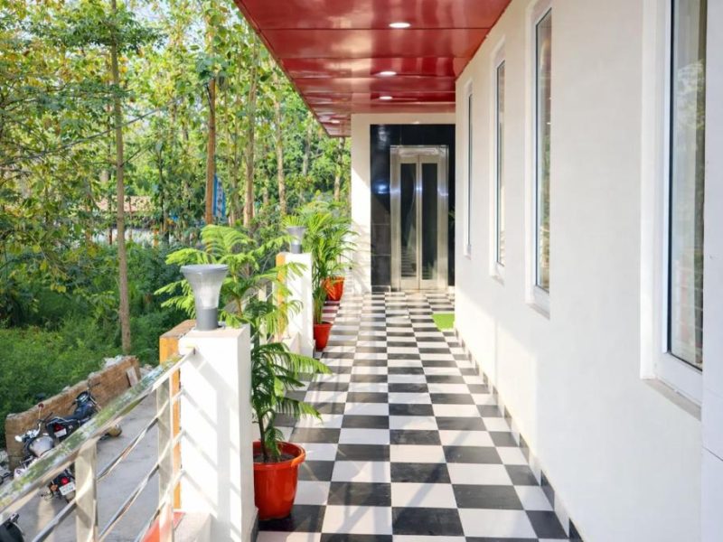 Hotel Bindram Palace