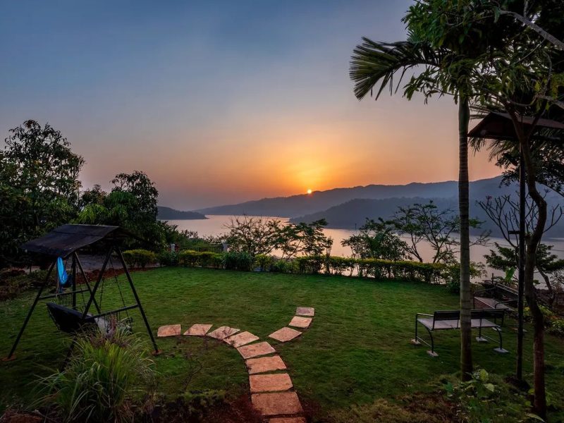 CosmicStays Countryside Panorama-Lakeview Bungalow