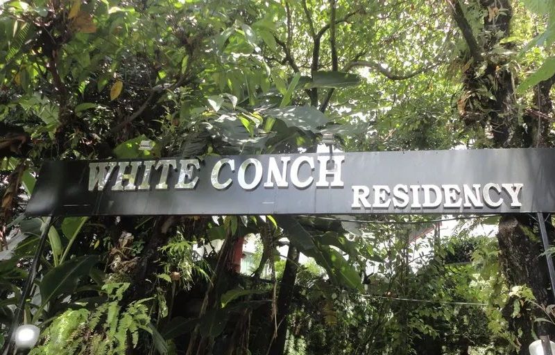 Hotel White Conch Residency