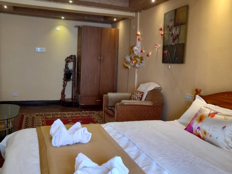 RusticRejuve Darjeeling2BR with balconies