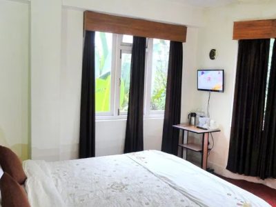 Hotel White Conch Residency