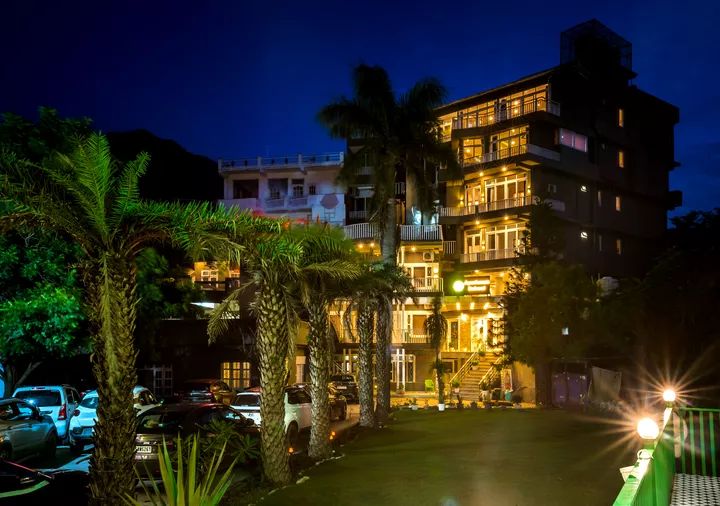 Tripli Hotels Ayushman Retreat