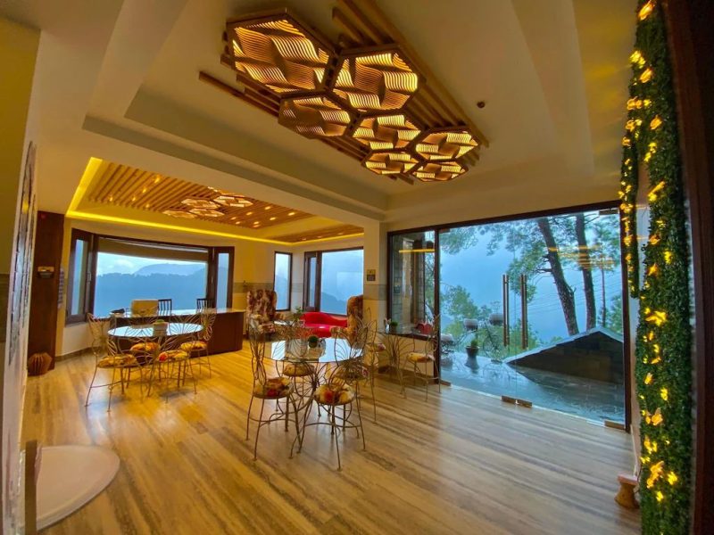 Westberry Garden View Sunset Room