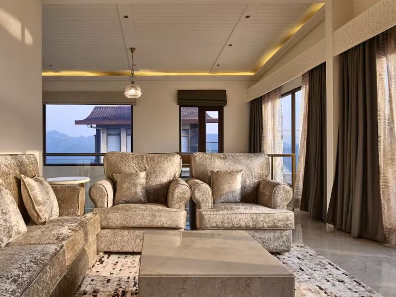 Sunbreeze luxurious duplex villa Shimla