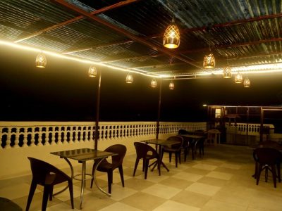 Pyrenees Homestay, Agra