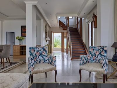 Sunbreeze luxurious duplex villa Shimla