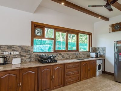 Bali Style Villa with shared pool In Calangute