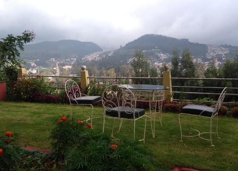 Wyoming Heritage Colonial Bungalow