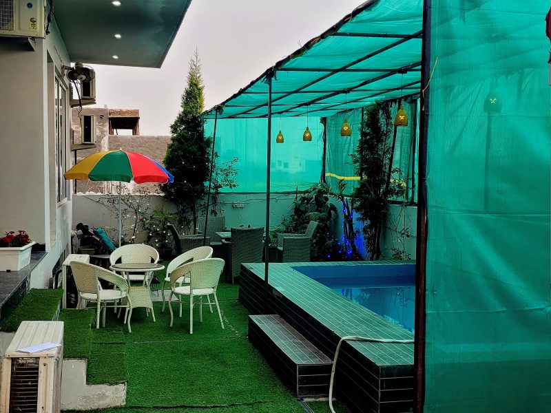 Dr Singh U Studio airbnb Mohali