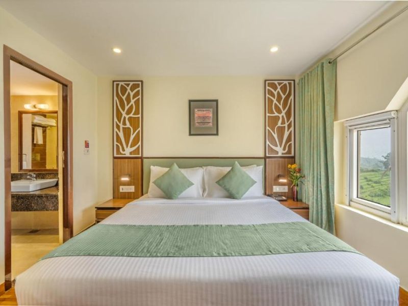 Sterling Ooty Elk Hill