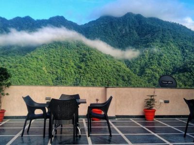 Back stayz Hostel Rishikesh