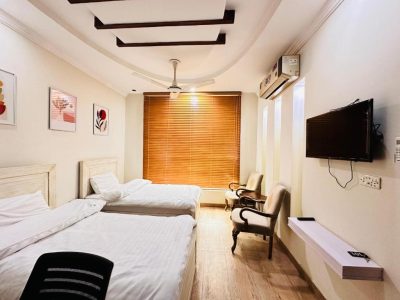 Holidazzle Lodge Islamabad