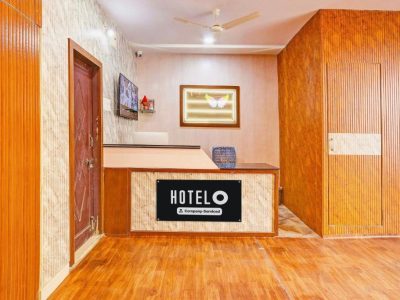 Super Hotel O Karmanghat Near TKR khaman