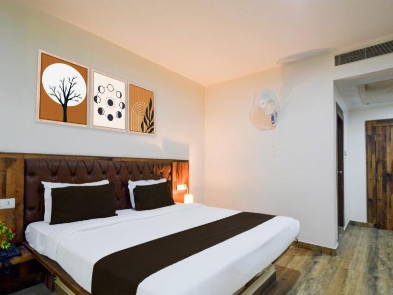 Super Townhouse Vanasthalipuram formerly Hotel Surabhi