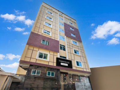 Super Townhouse by OY Kokapet Formerly Aarian Tej Nilayam