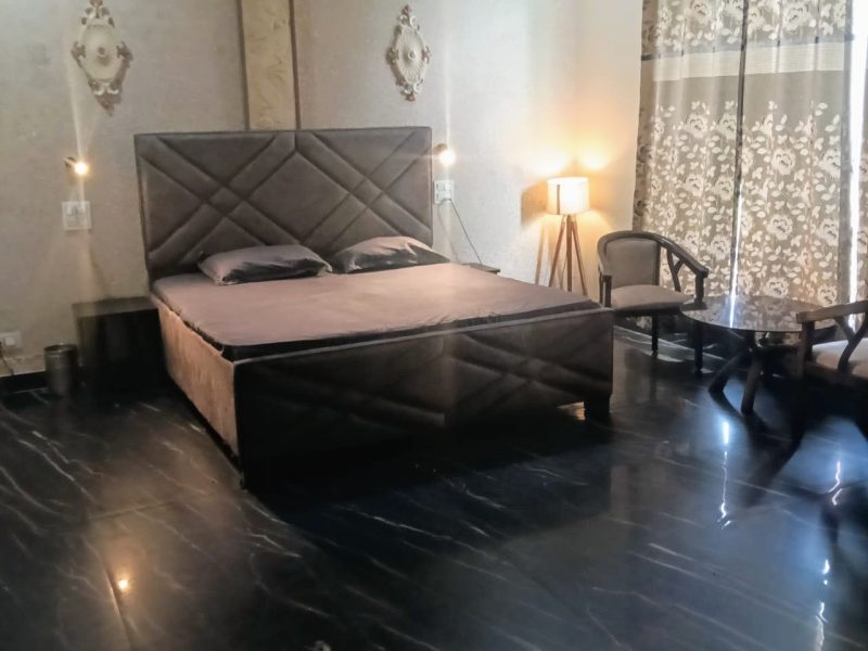 Dr Singh U Studio airbnb Mohali