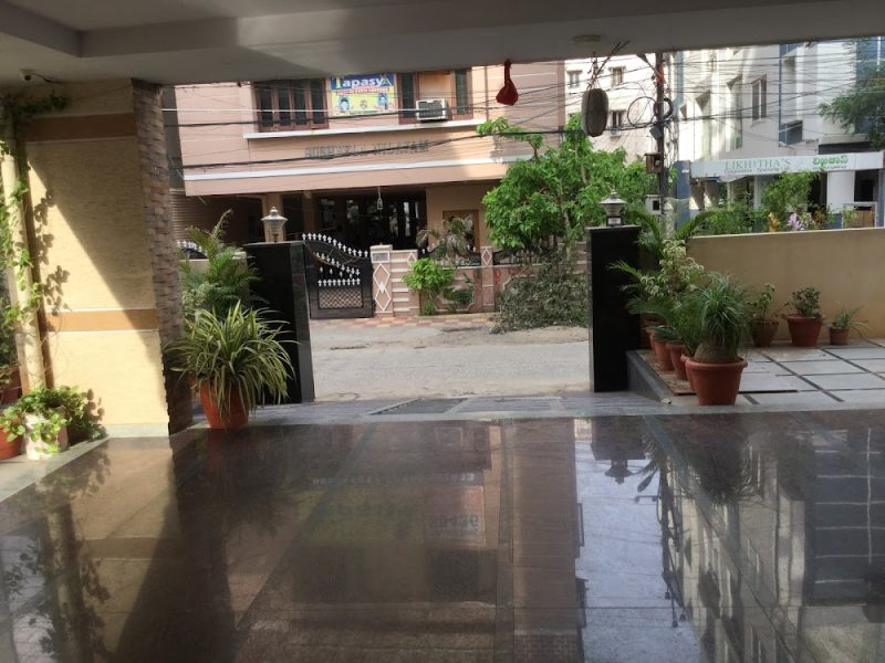 Vijayalakshmi Residency Luxury Ladies Hostel