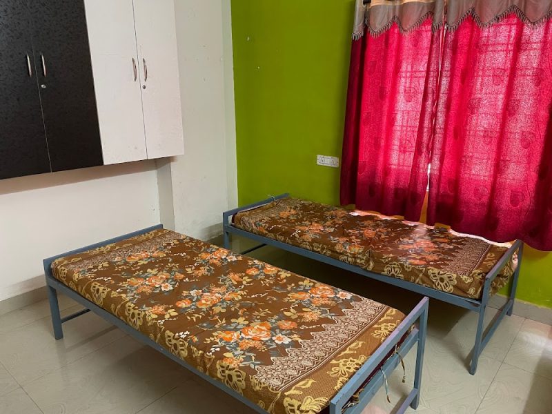 Vijayalakshmi Residency Luxury Ladies Hostel