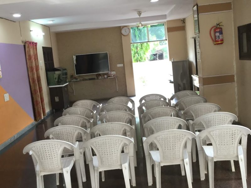 Vijayalakshmi Residency Luxury Ladies Hostel