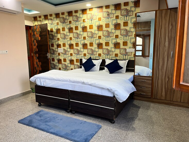 ARCH HERITAGE: Live in the Heart of Jaipur's Heritage & Foodie Paradise