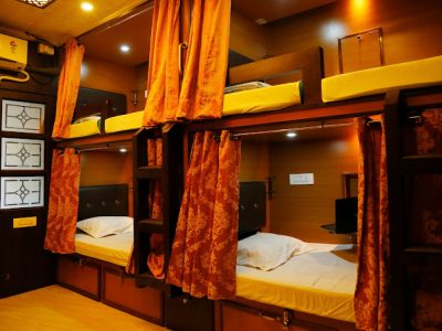 Swapna Nivas A/C Dormitory